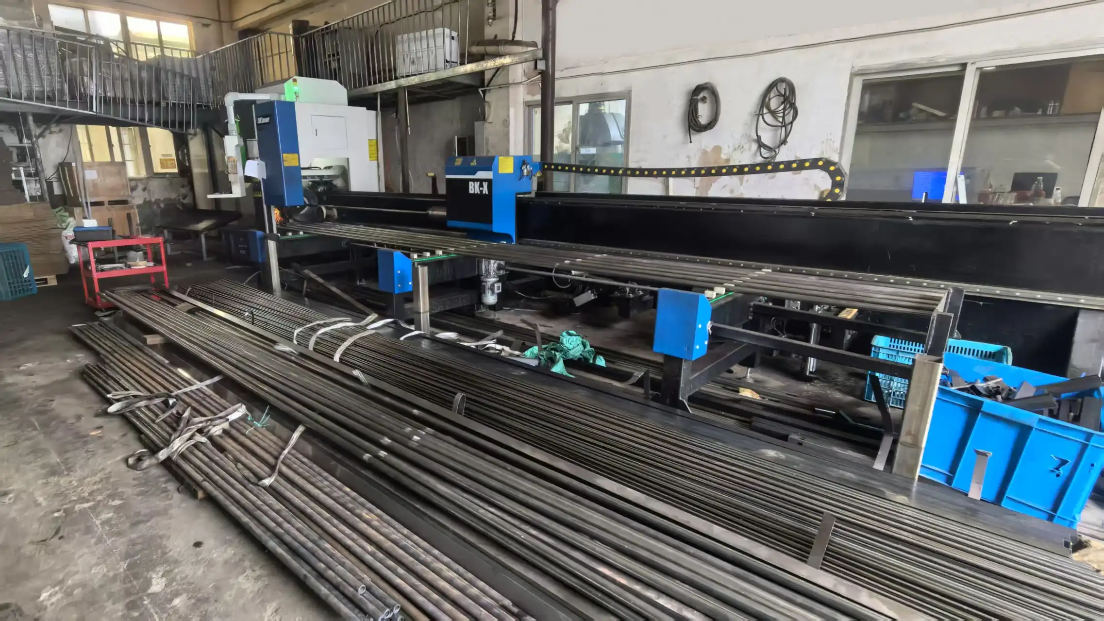 tube laser cutting machine