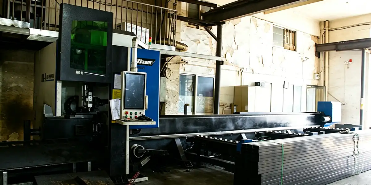 tube laser cutting machine 3000W tube fiber laser cutting machine at Conwhole factory for precise metal tube & profile processing